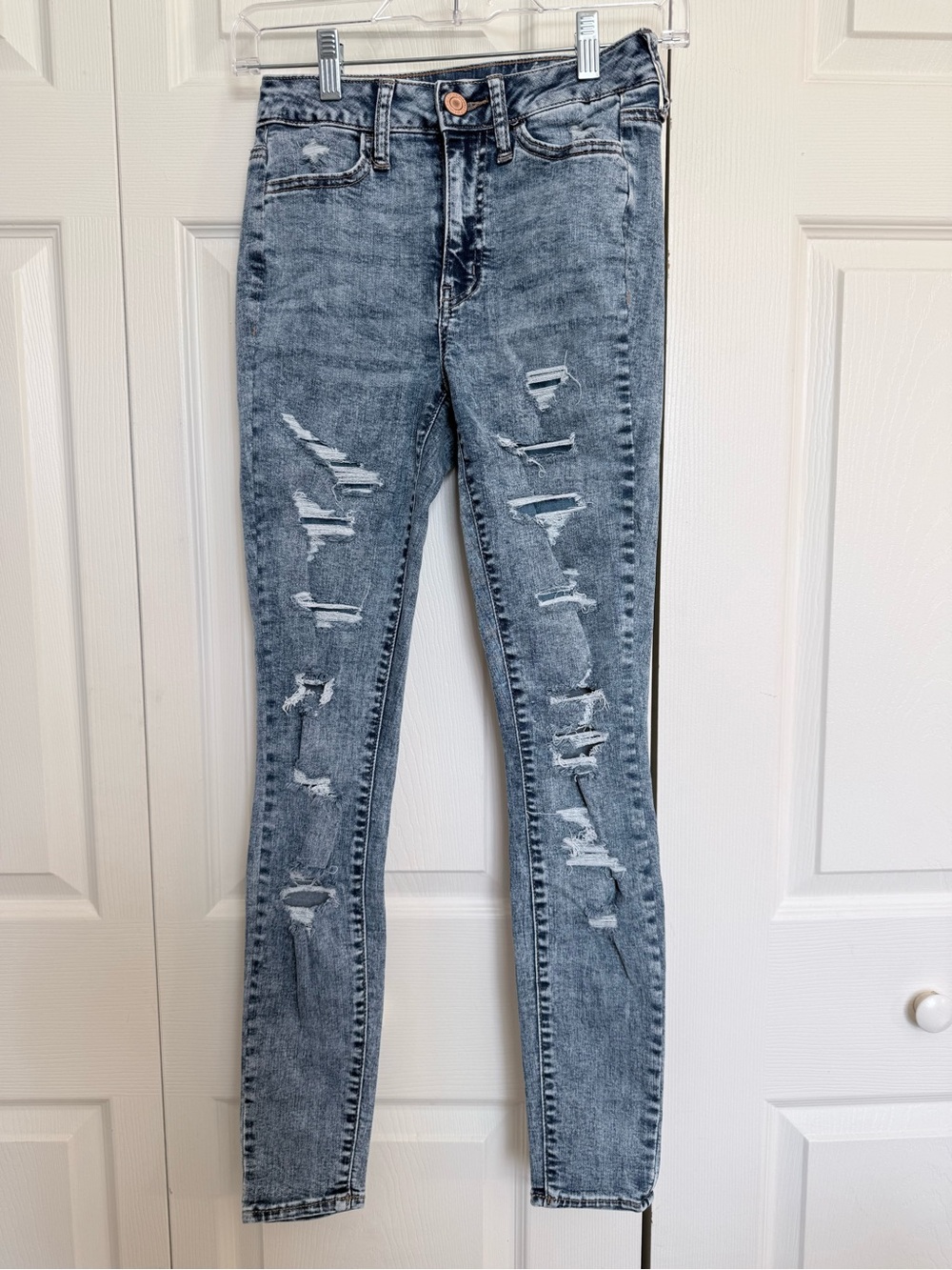 SO High-Rise Distressed Gray-Blue Skinny Jeans